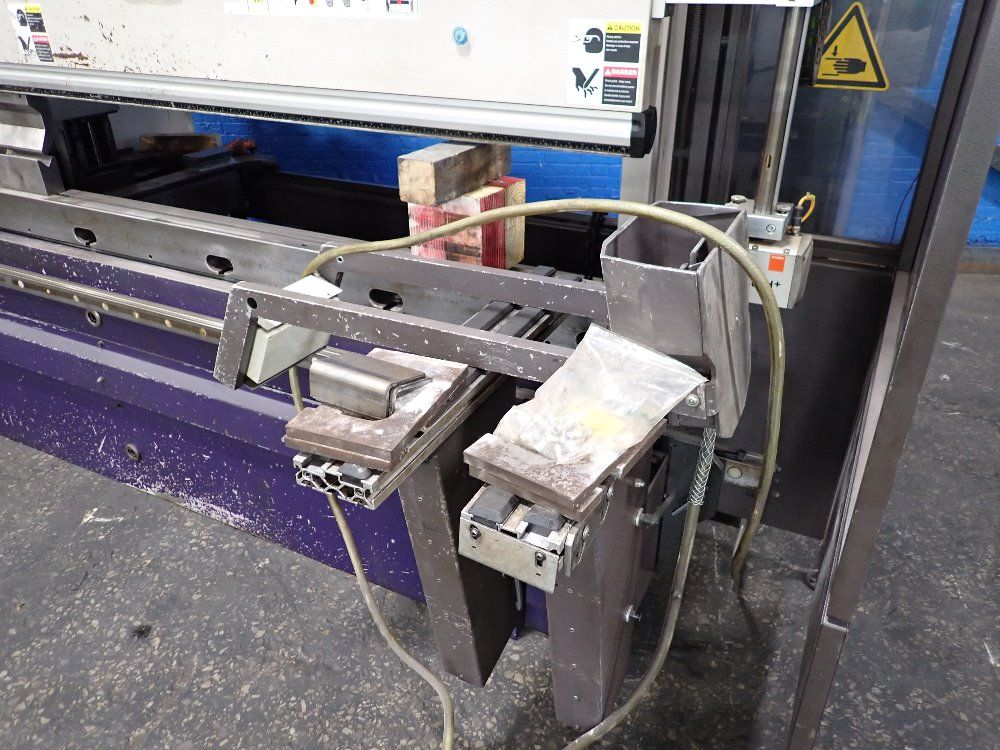 Bystronic 2000 Kn X 3100 Mm 2012 Bystronic Xpert 200x3100 Press Brake - Xpert 200x3100