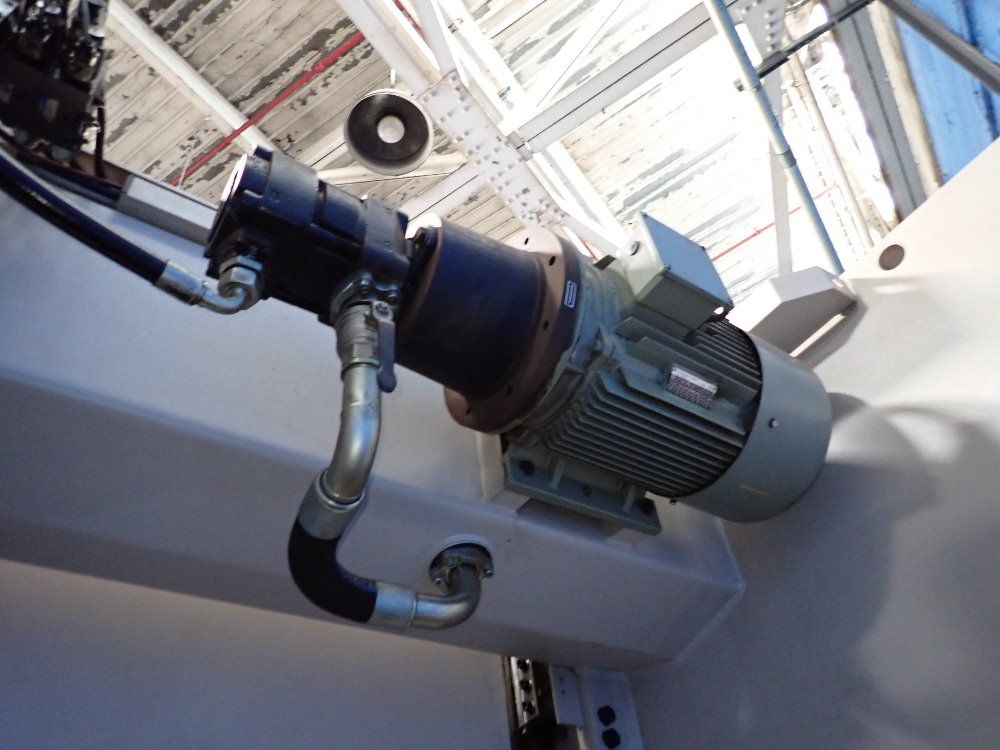 Bystronic 2000 Kn X 3100 Mm 2012 Bystronic Xpert 200x3100 Press Brake - Xpert 200x3100