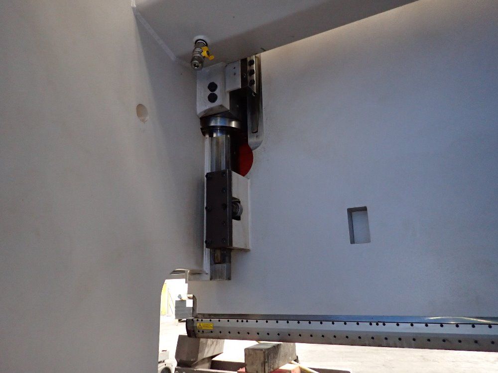 Bystronic 2000 Kn X 3100 Mm 2012 Bystronic Xpert 200x3100 Press Brake - Xpert 200x3100