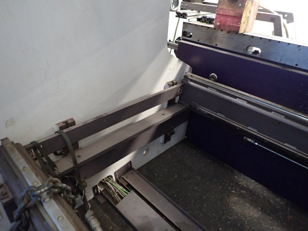 Bystronic 2000 Kn X 3100 Mm 2012 Bystronic Xpert 200x3100 Press Brake - Xpert 200x3100