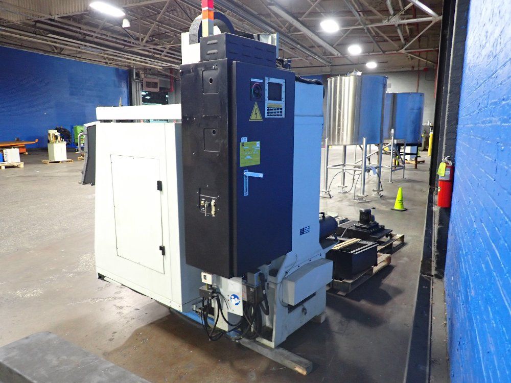 Hurco 14"x30" Table 2007 Hurco Vm1 Cnc Vmc - Vm1