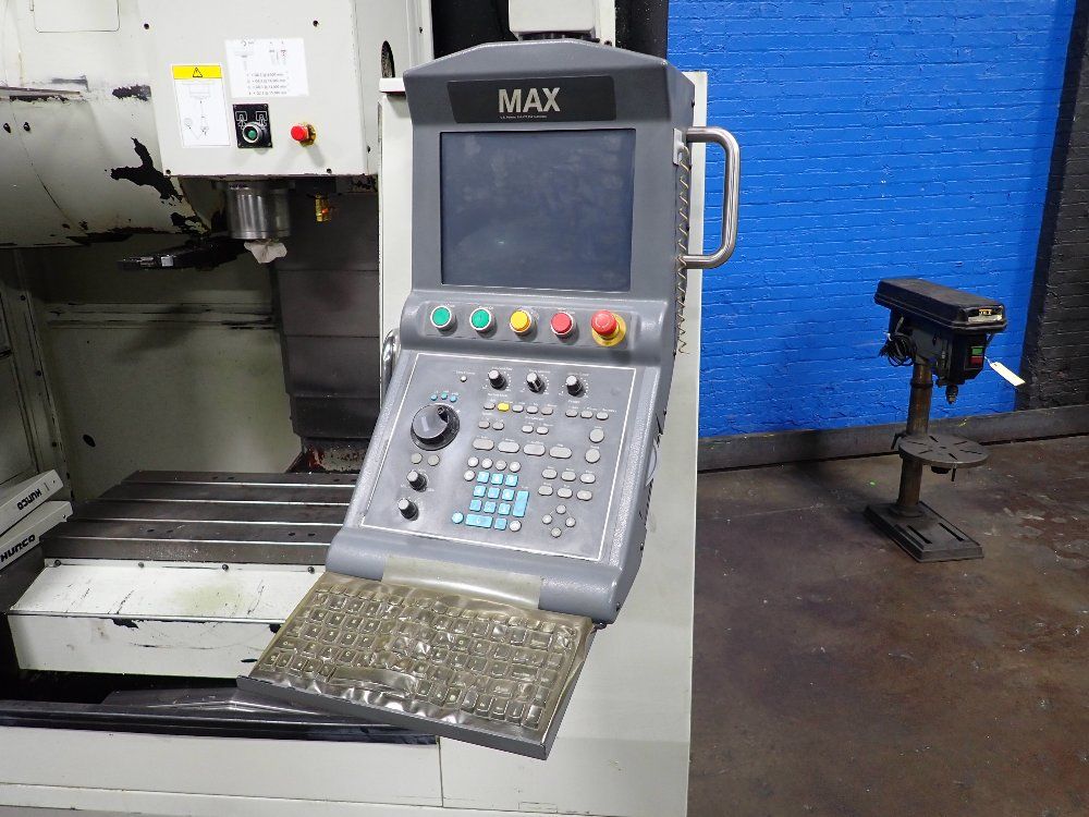 Hurco 14"x30" Table 2007 Hurco Vm1 Cnc Vmc - Vm1