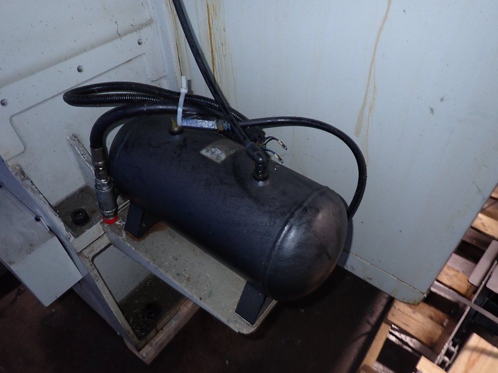 Hurco 14"x30" Table 2007 Hurco Vm1 Cnc Vmc - Vm1