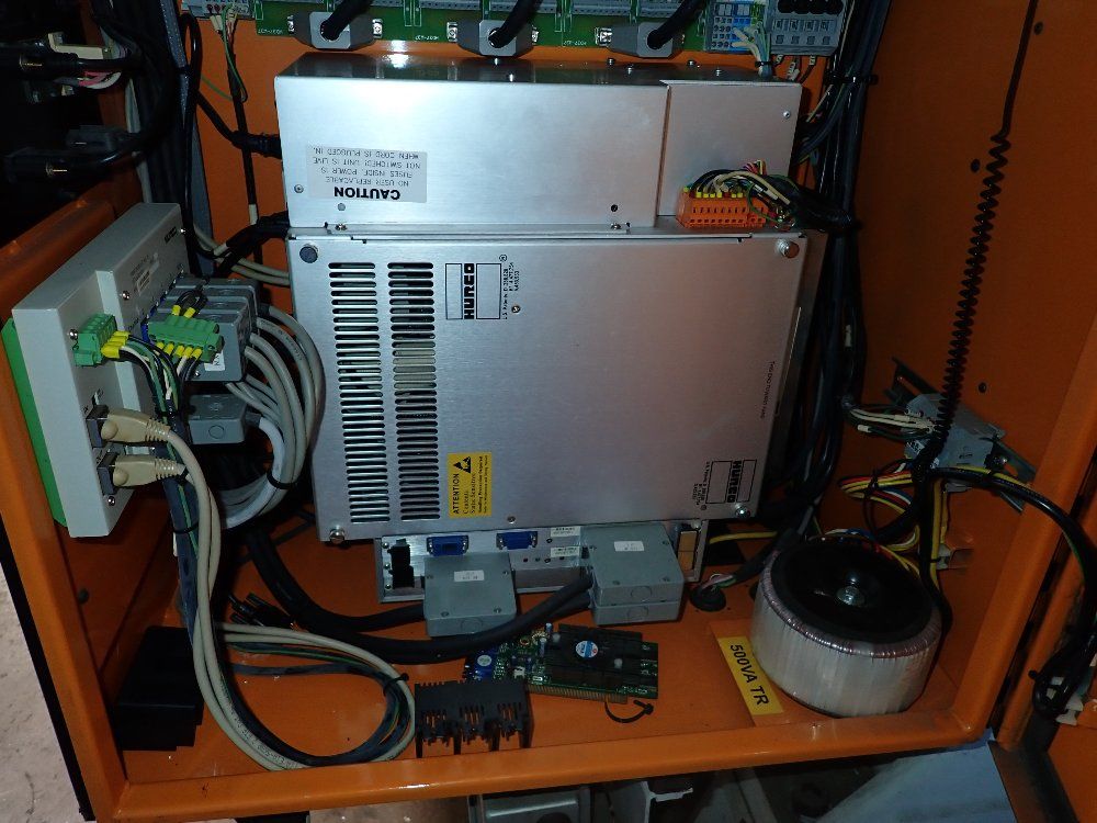 Hurco 14"x30" Table 2007 Hurco Vm1 Cnc Vmc - Vm1