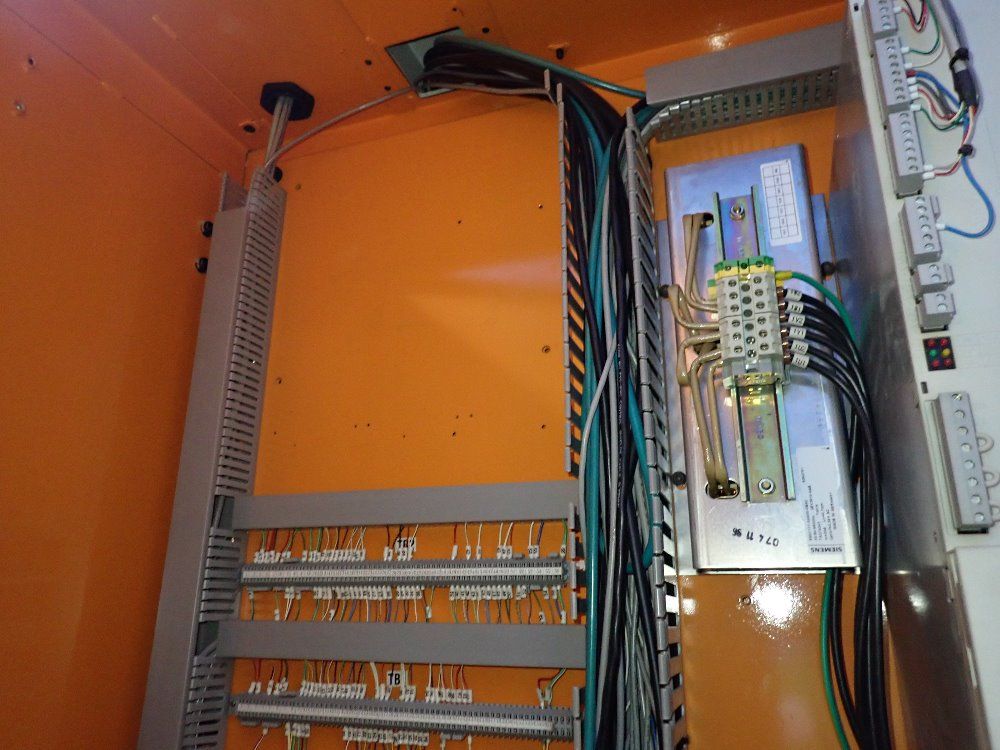 Hurco 20" X 48" 1997 Hurco Bmc4020/ssm Cnc Vmc - Bmc4020/ssm