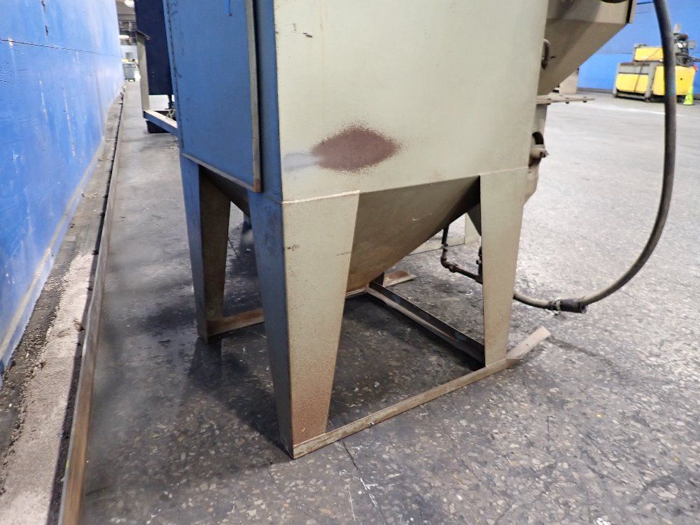 Trinco 48" X 47" X 31" 48x48sl/pc Blast Cabinet - 48x48sl/pc