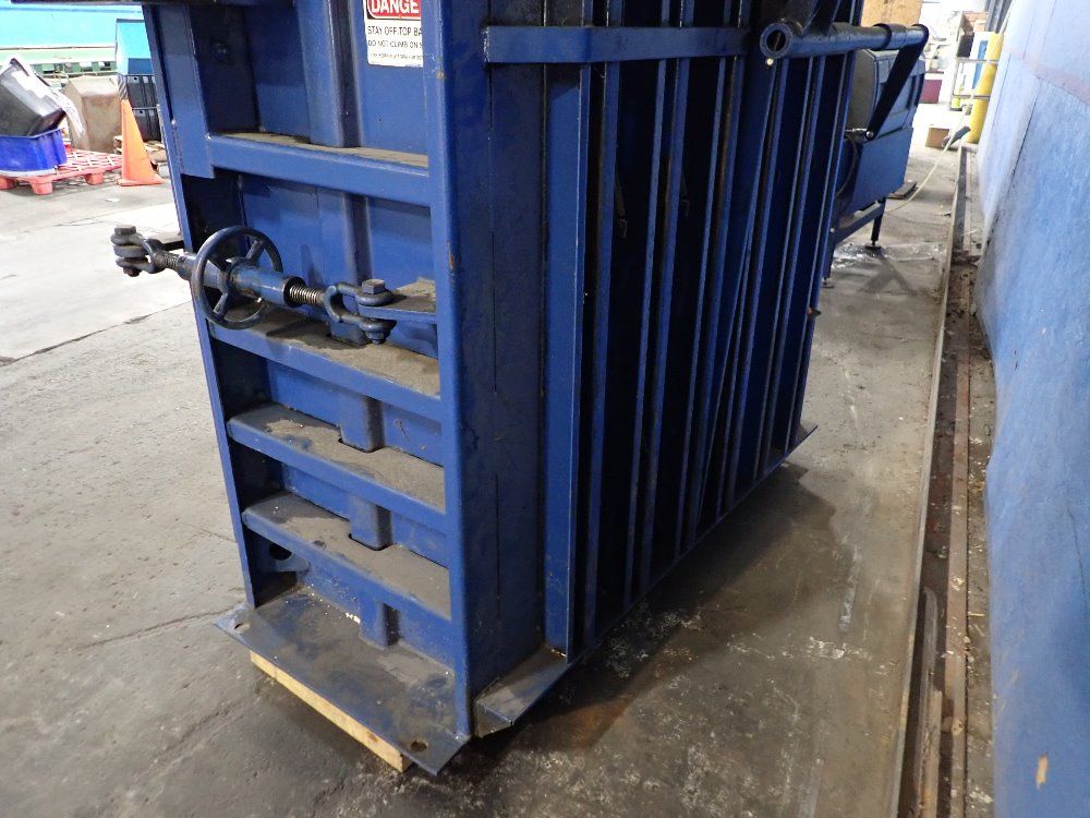 Marathon 30 1/2" X 60" V6030hd Baler - V6030hd