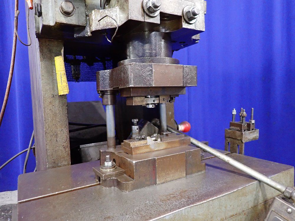 Clearing Machining Corp 45 Ton 45 Punch Press - 45