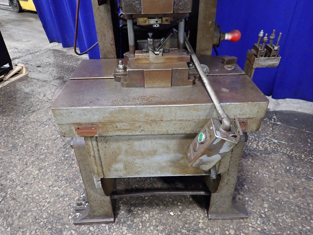 Clearing Machining Corp 45 Ton 45 Punch Press - 45