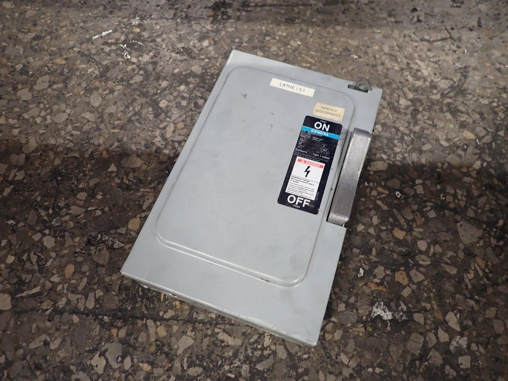 Siemens 30 Amp Fusible Disconnect - F351