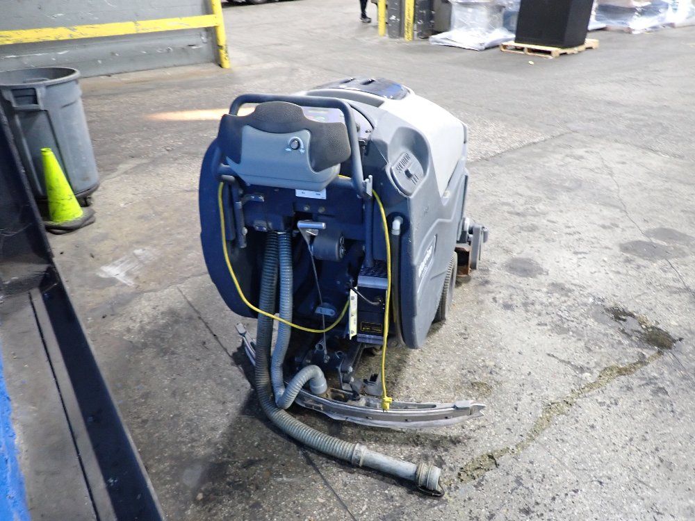 Ecoflex 30" Warrior Floor Scrubber - Warrior X32c-c