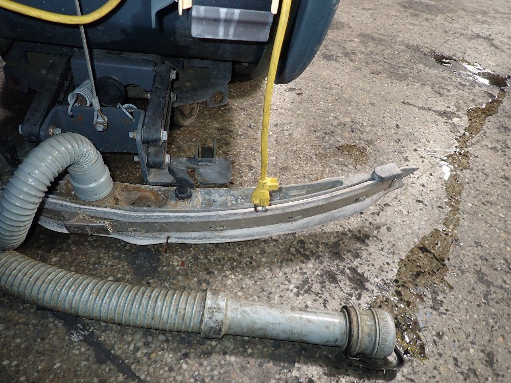 Ecoflex 30" Warrior Floor Scrubber - Warrior X32c-c