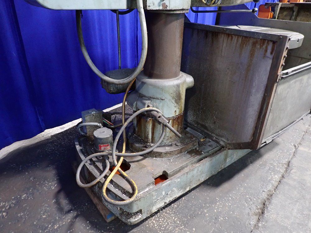 Cincinnati 10" X 4'8" Gilbert Radial Arm Drill - Gilbert