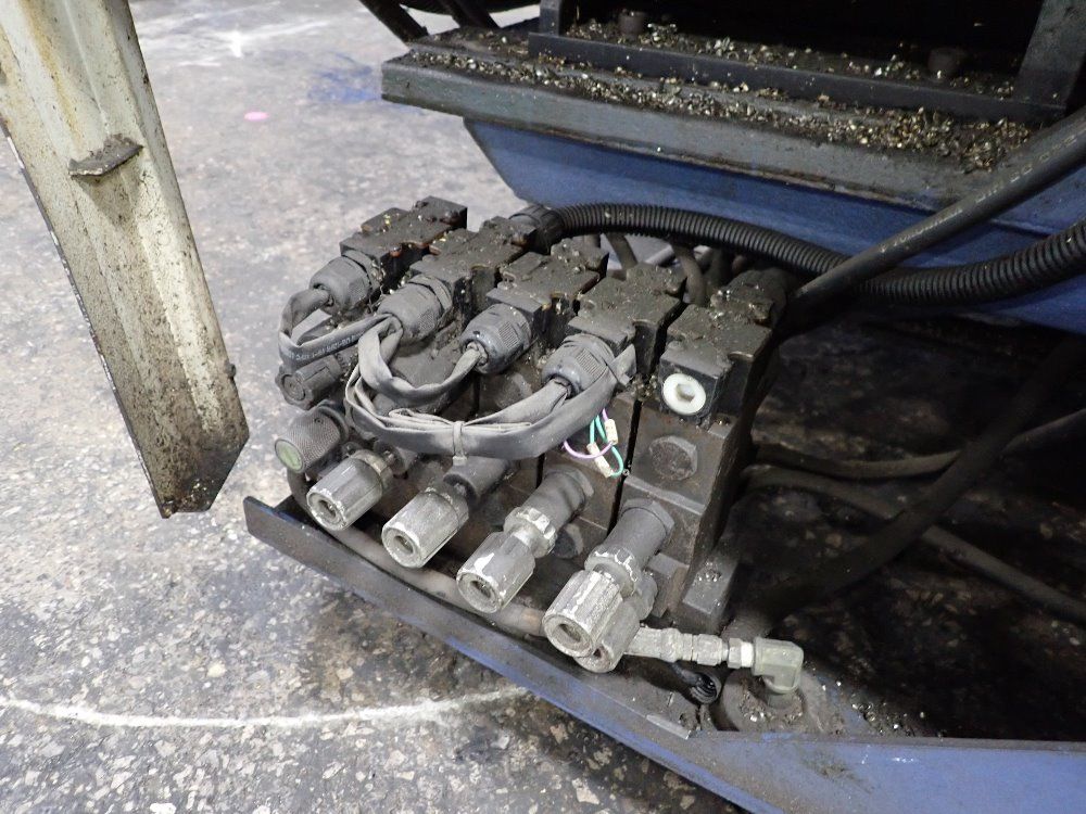 Ycm 2006 Ycm Gt 250ma Cnc Lathe - Gt 250ma