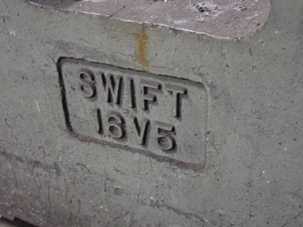 Swift 40" / 60" X 94" 16v5 Gap Bed Lathe - 16v5