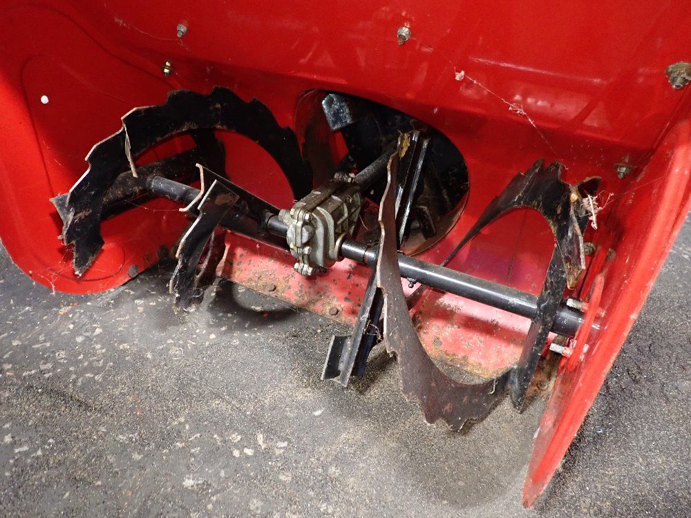 Snapper 24" Snow Blower - 9241 / 1695313