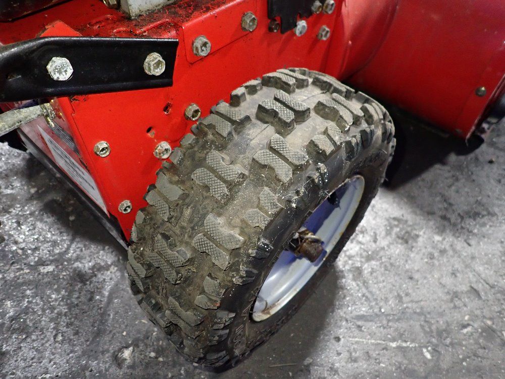 Snapper 24" Snow Blower - 9241 / 1695313