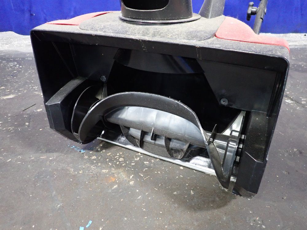 Tori Company 17" Snow Blower - 38381