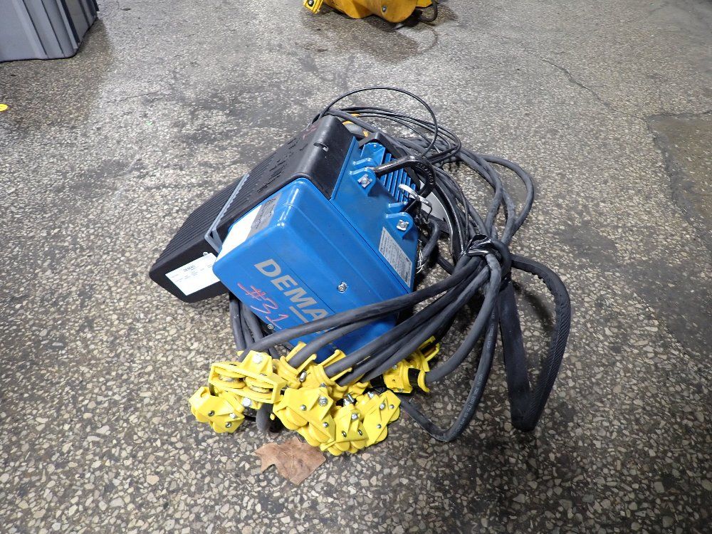 Demag 1100 Lbs Electric Chain Hoist - Dc-com5501/1h5v5.4/1.32