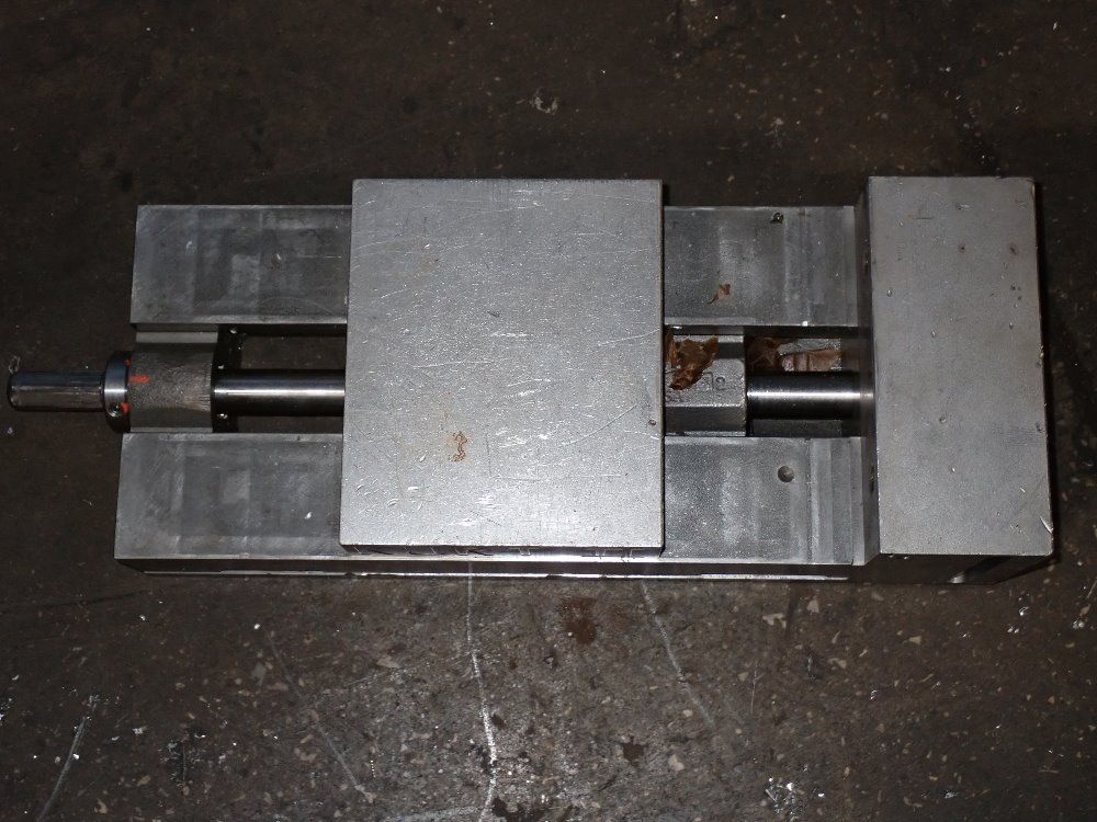 Kurt Ii 8" 8" Vise