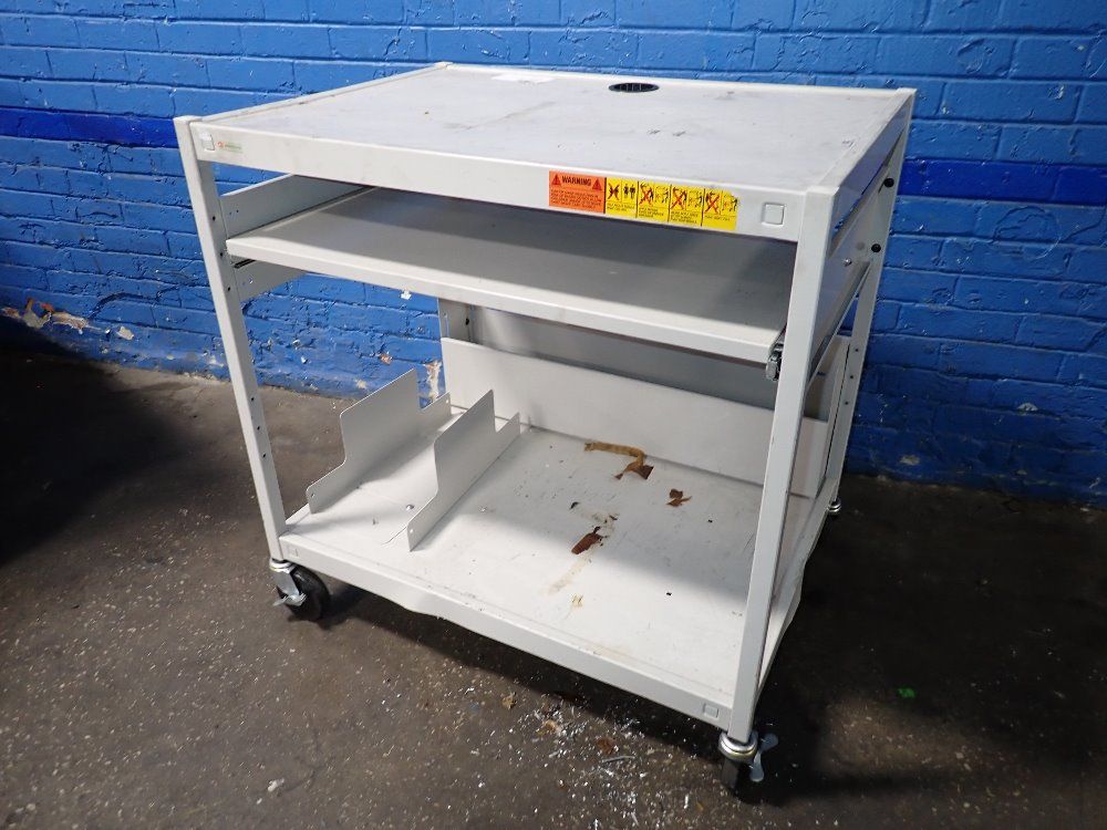 Bretford 32" X 24" X 33" Cart
