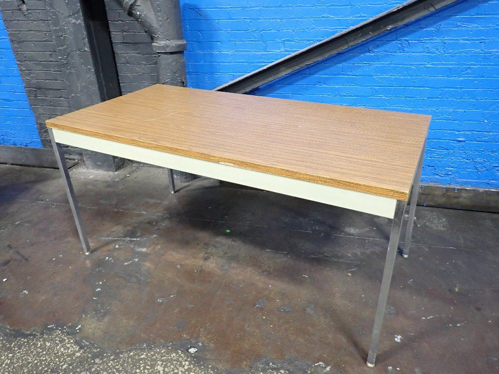 60" X 30" X 29" Table