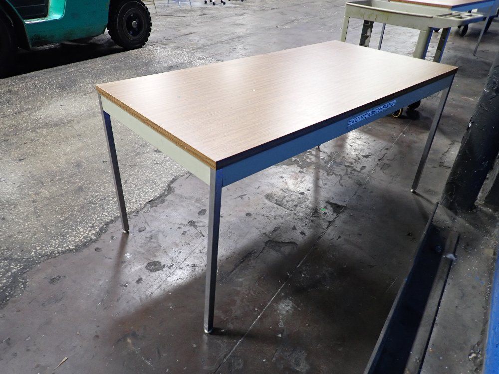 60" X 30" X 29" Table