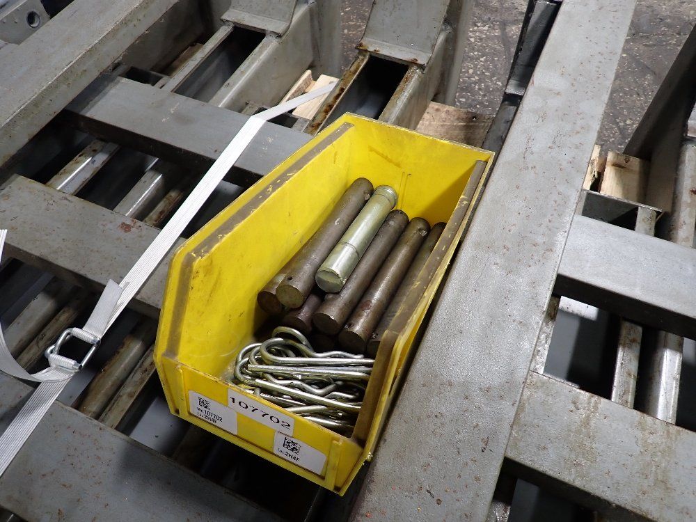 36"x132" Cantilever Rack