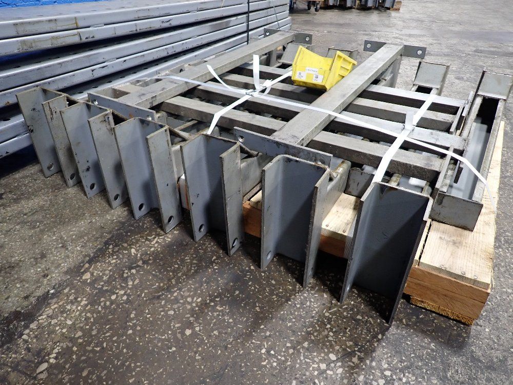 36"x132" Cantilever Rack