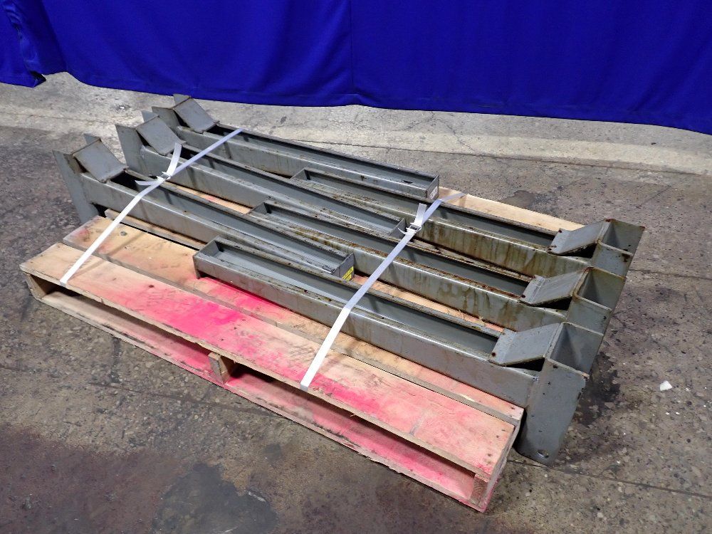 39" Cantilever Rack Arms