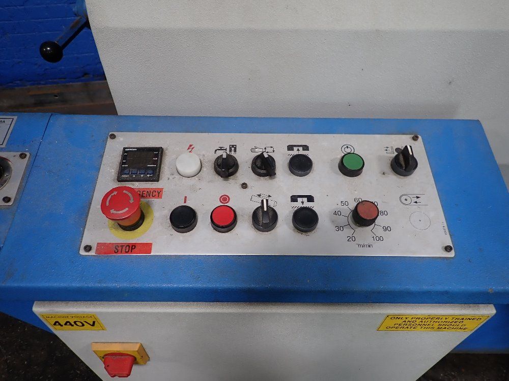 Knuth 23" X 33 1/2" 2019 Knuth Abs 560l Horizontal Band Saw - Abs 560l