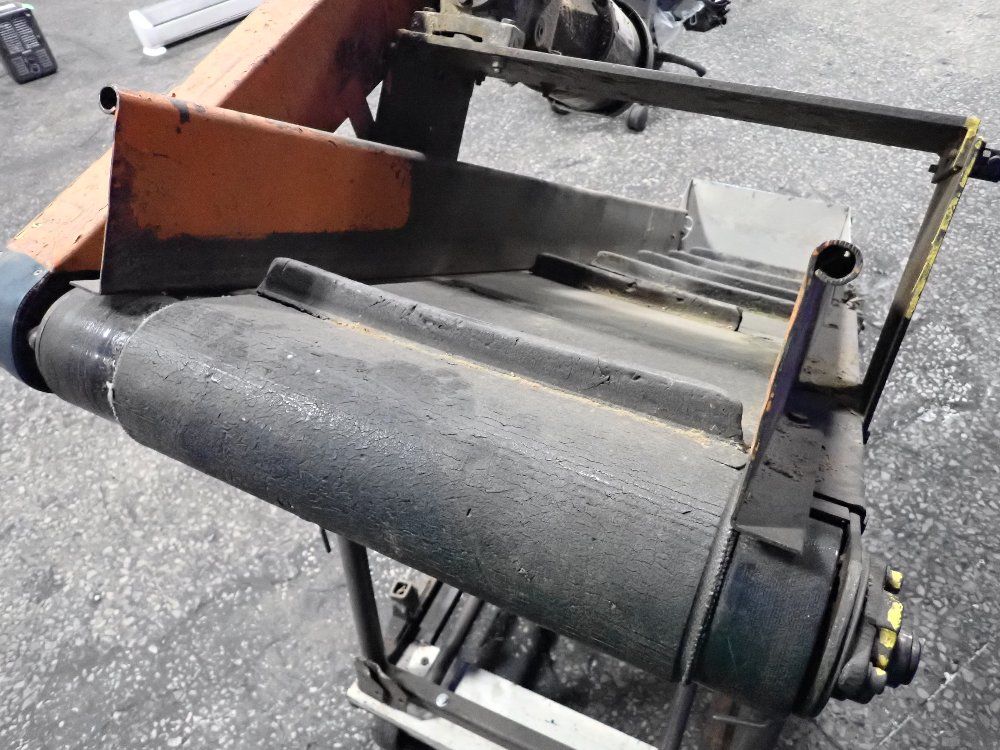 Hytrol 17" Incline Belt Conveyor