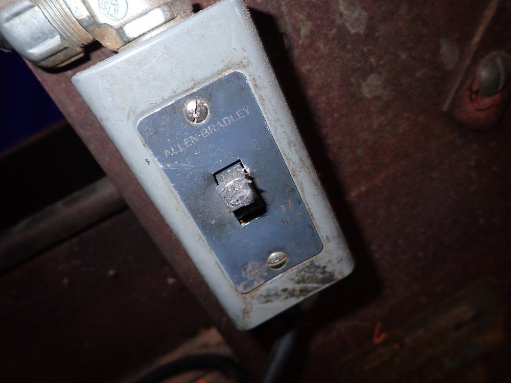 Hytrol 17" Incline Belt Conveyor