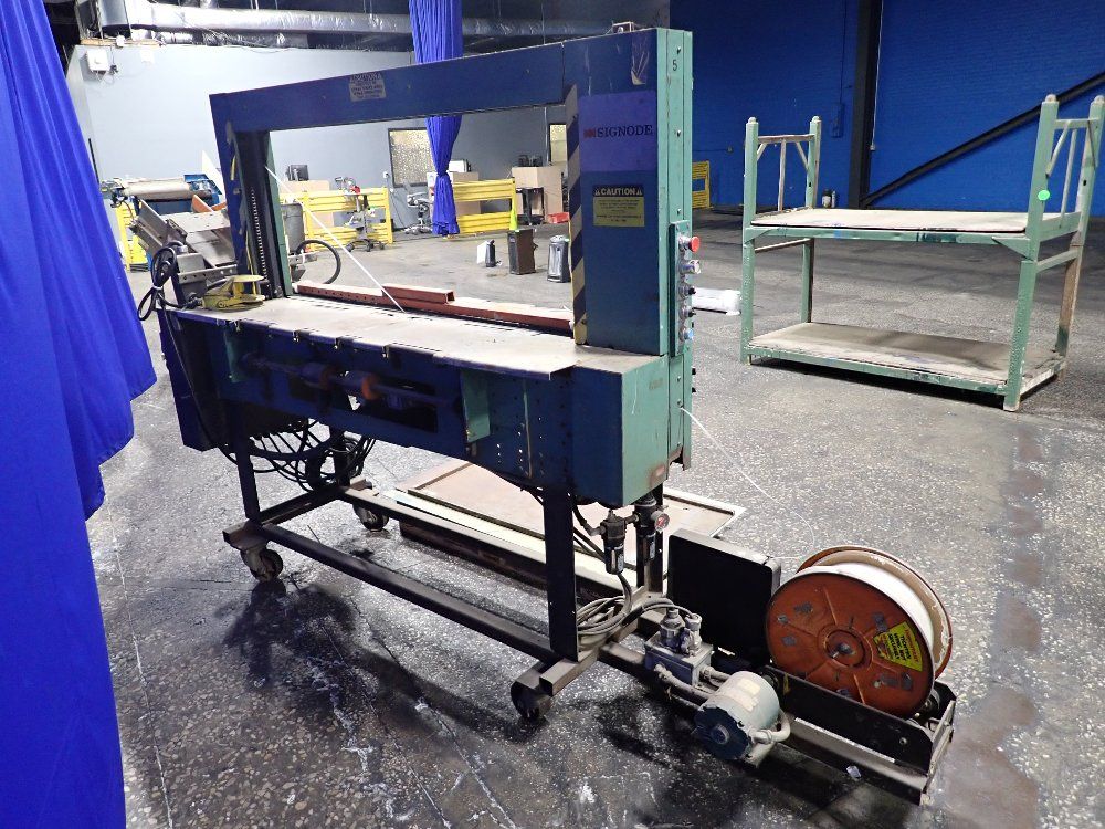 Signode 60"x24.5" Automatic Banding Machine - Ml2je