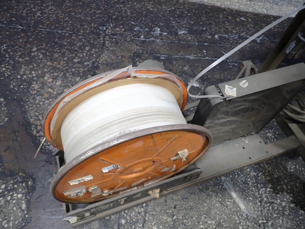 Signode 60"x24.5" Automatic Banding Machine - Ml2je