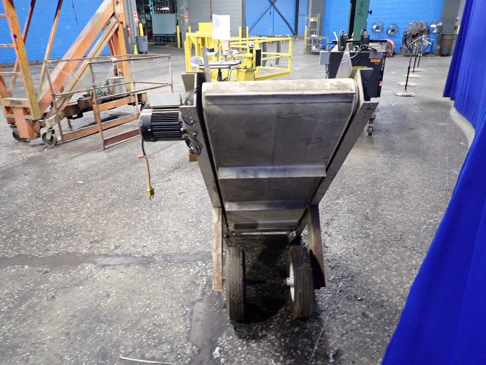 Plastic Process Equipment 18" Incline Belt Conveyor - Icb-1806ss