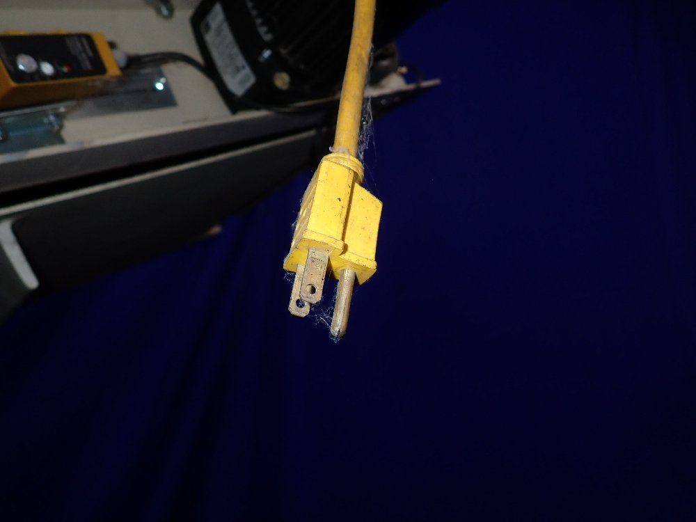 Plastic Process Equipment 18" Incline Belt Conveyor - Icb-1806ss