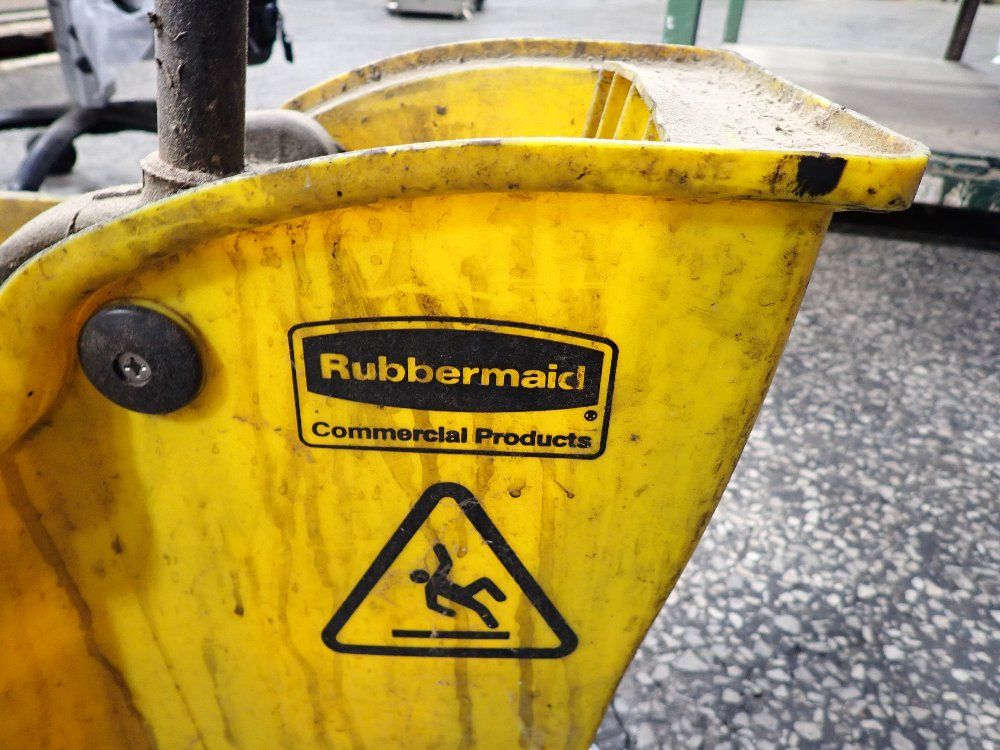 Rubbermaid 20"x12" Bucket Mop Bucket