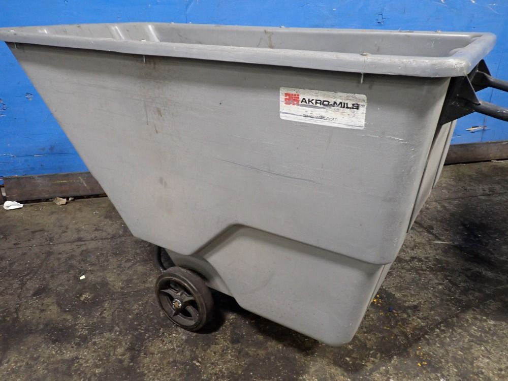 Akromils 29" X 59" X 34" Id Utility Cart