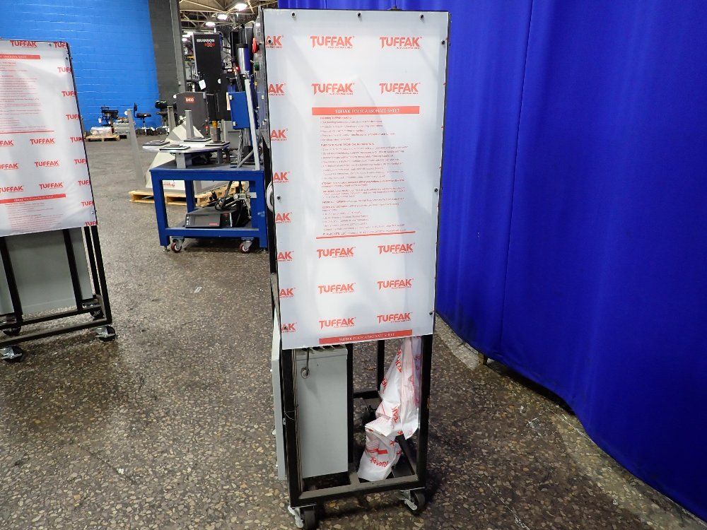 Klutch 4"x16" Table Vertical Mill - 49657