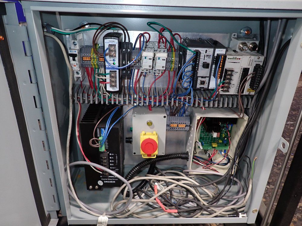 Klutch 4"x16" Table Vertical Mill - 49657