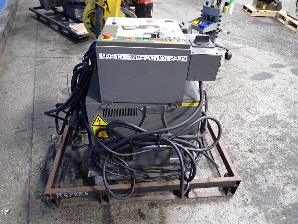 Fanuc M-16i Robot - M-16i