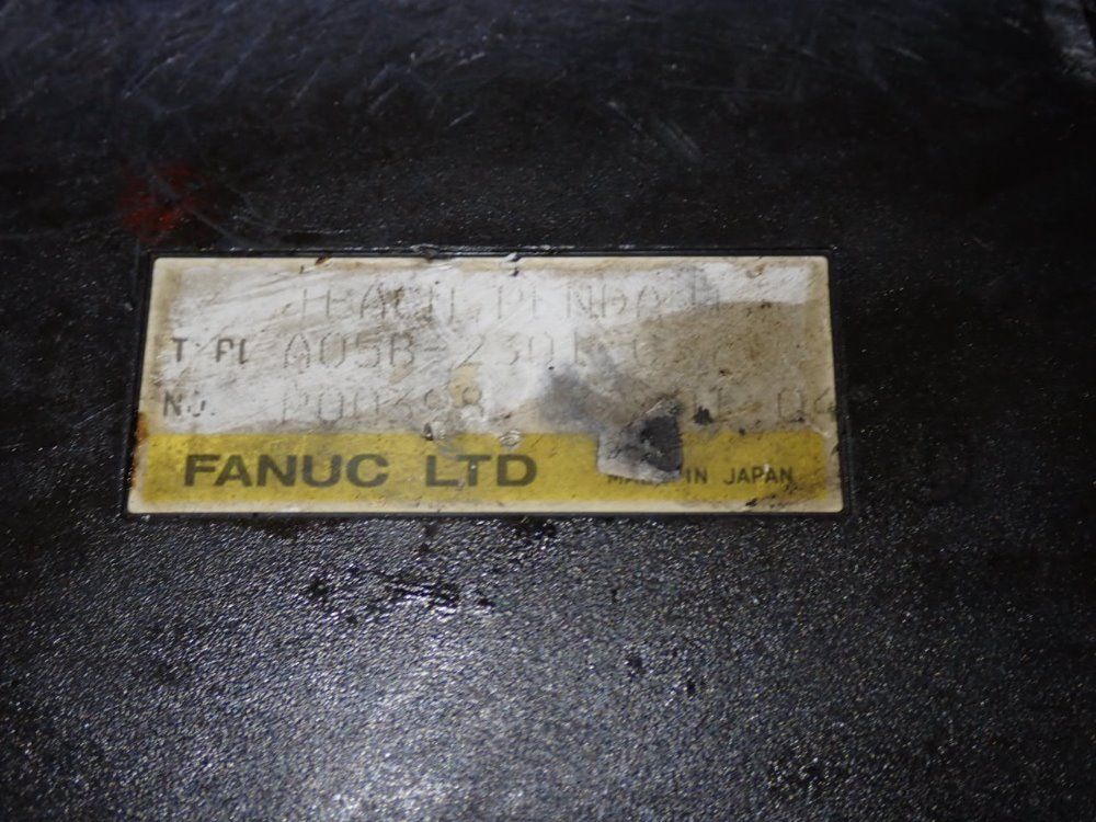 Fanuc M-16i Robot - M-16i