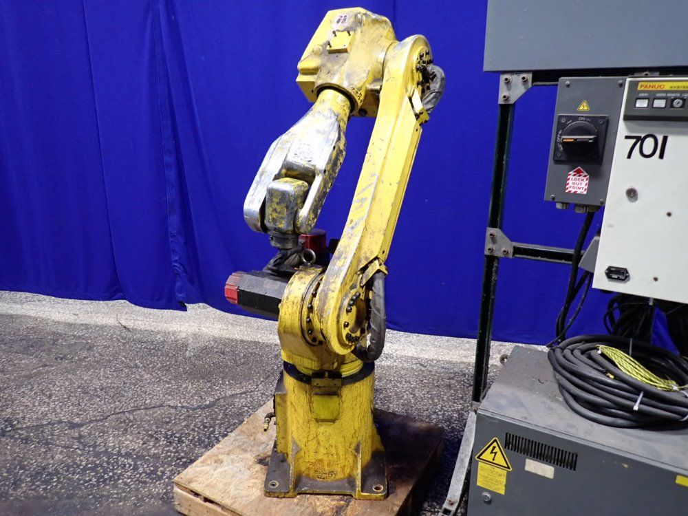 Fanuc 2001 Fanuc M-16i Robot - M-16i