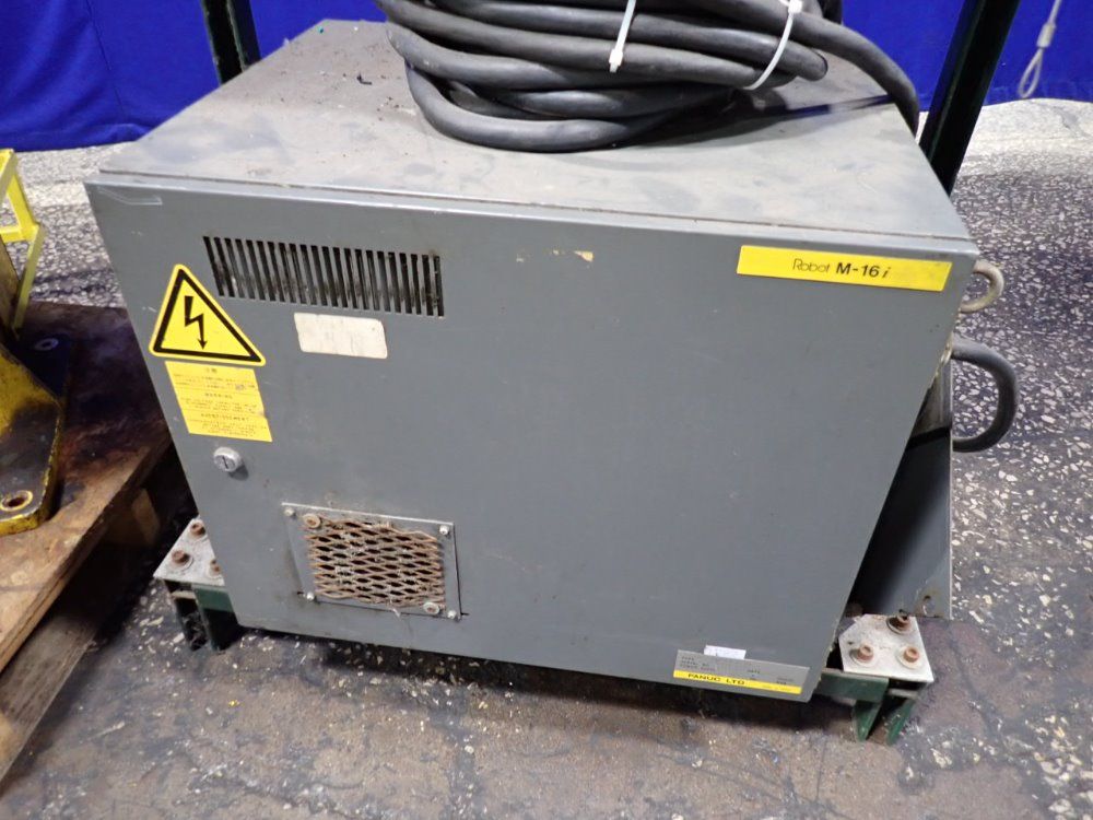 Fanuc 2001 Fanuc M-16i Robot - M-16i