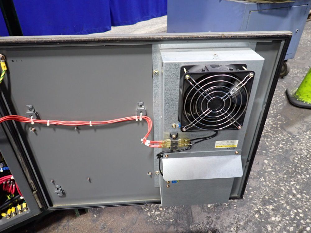 Fanuc 2001 Fanuc M-16i Robot - M-16i