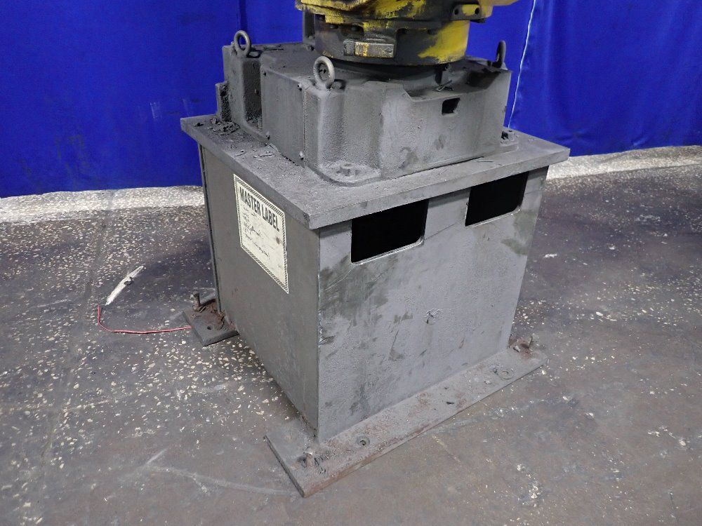 Fanuc 2002 Fanuc M-420ia Robot - M-420ia