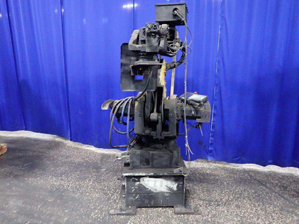 Fanuc M-420ia Robot - M-420ia