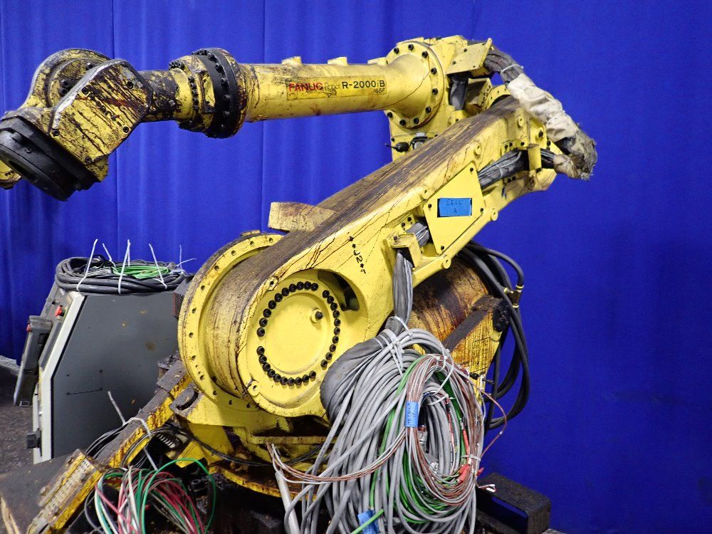 Fanuc 2010 Fanuc R 2000ib/165f Robot - R 2000ib / 165f