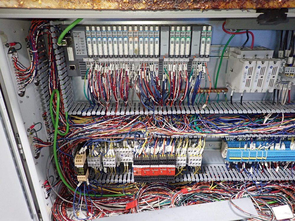 Fanuc 2010 Fanuc R 2000ib/165f Robot - R 2000ib / 165f